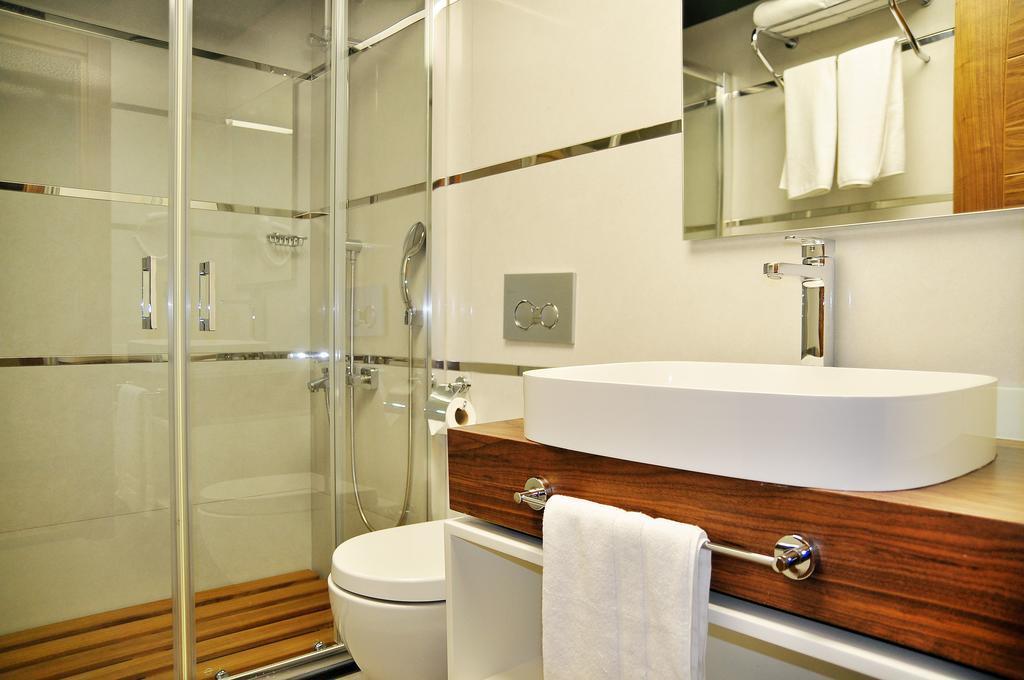 Avin Hotel 이즈미르 객실 사진